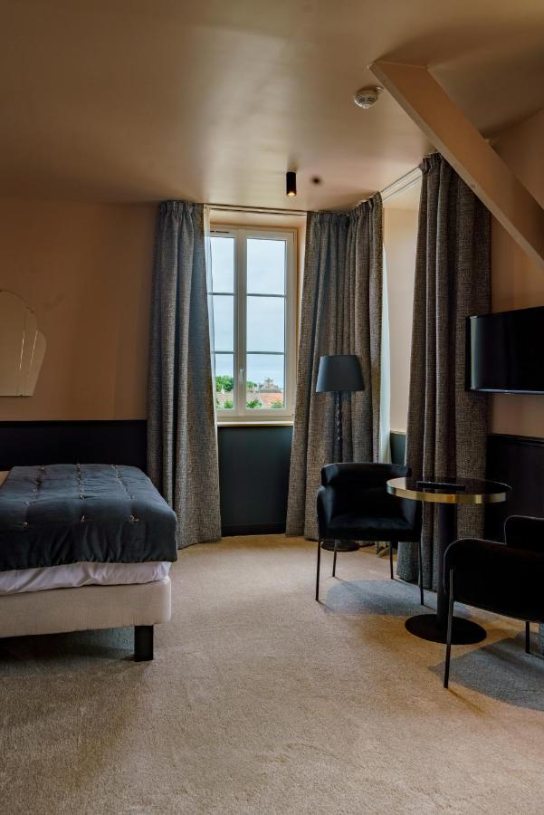 Hotel De La Plage Lion-sur-Mer Exteriér fotografie