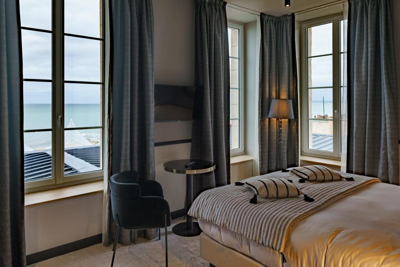 Hotel De La Plage Lion-sur-Mer Exteriér fotografie