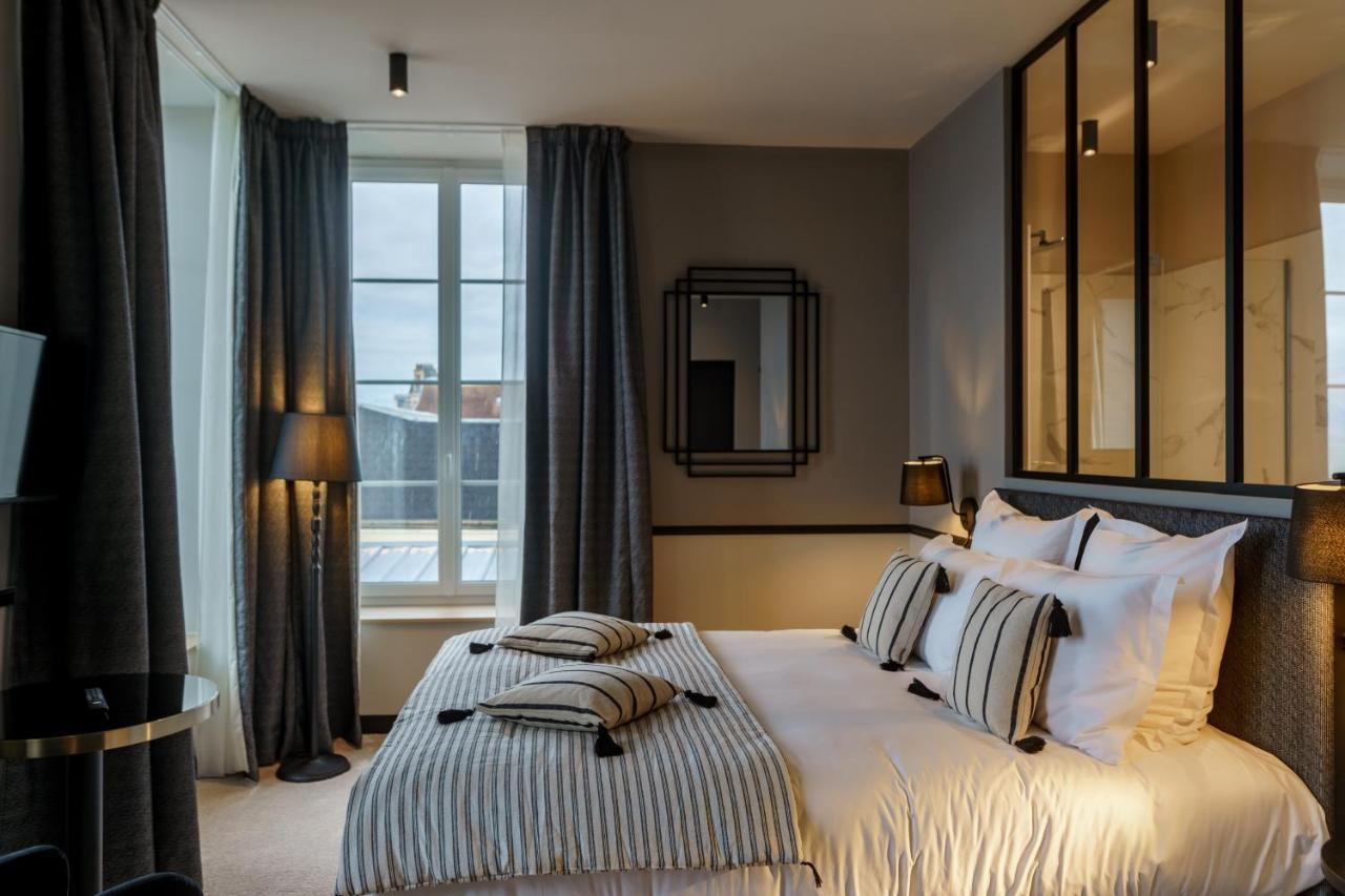 Hotel De La Plage Lion-sur-Mer Exteriér fotografie